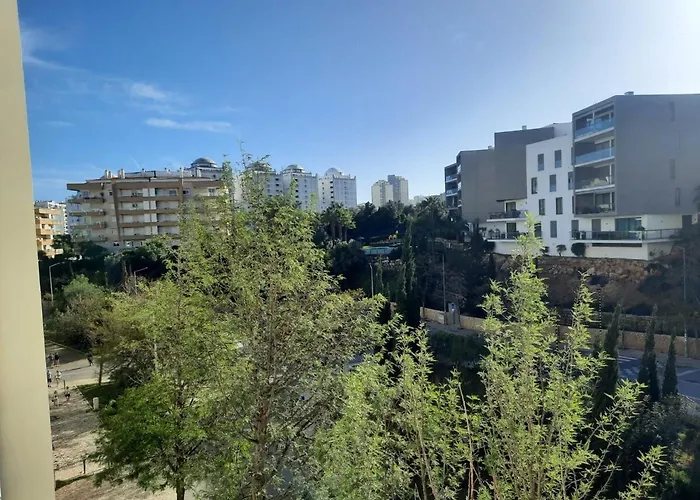 Oceanos 12 Apartment, Portimao, Algarve Apartament Portimão