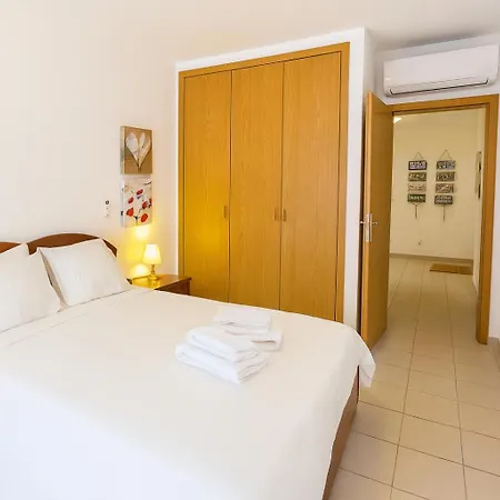 Oceanos 12 Apartment, Portimao, Algarve Apartament *